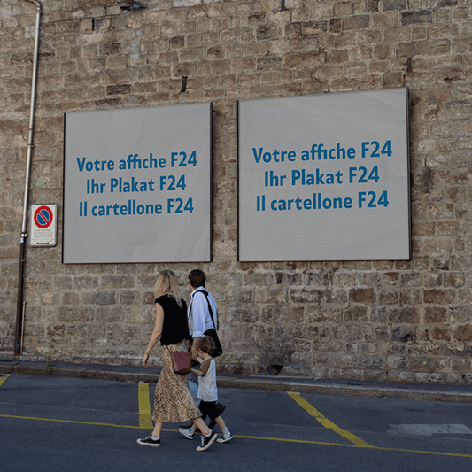 Mockup affiches F24 à la gare CFF de Montreux